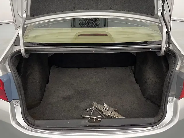 Used Honda City 4th Generation VX Petrol in Lucknow