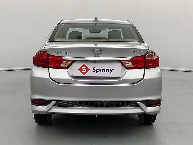 Used Honda City 4th Generation VX Petrol in Lucknow