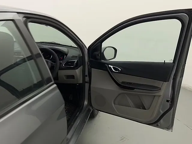 Used Tata Tiago [2016-2020] Revotron XZA in Delhi