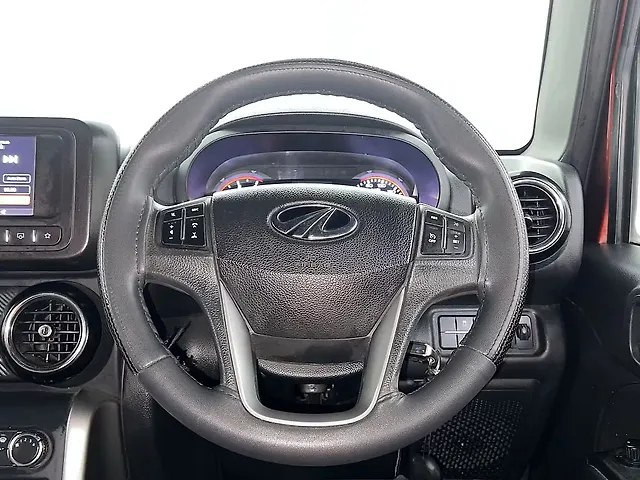 Used Mahindra Thar LX Convertible Petrol AT in Delhi