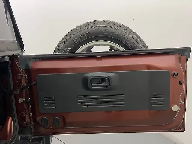 Used Mahindra Thar LX Convertible Petrol AT in Delhi