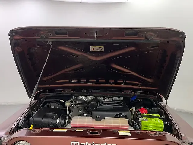 Used Mahindra Thar LX Convertible Petrol AT in Delhi