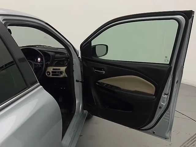 Used Toyota Glanza V [2022-2023] in Delhi