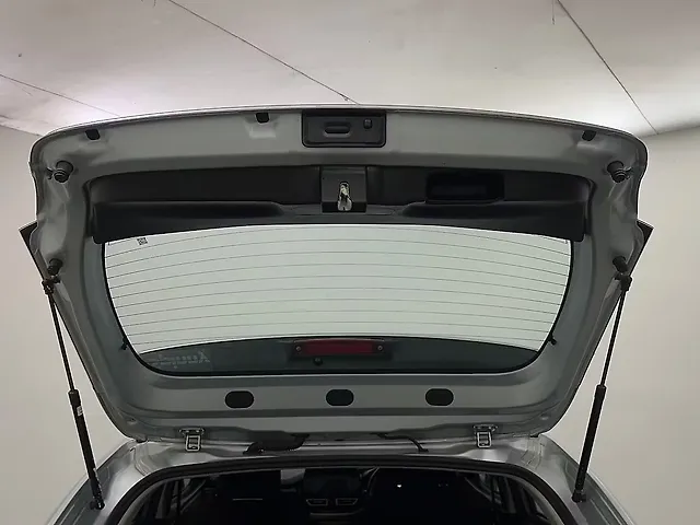 Used Toyota Glanza V [2022-2023] in Delhi