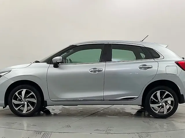 Used Toyota Glanza V [2022-2023] in Delhi