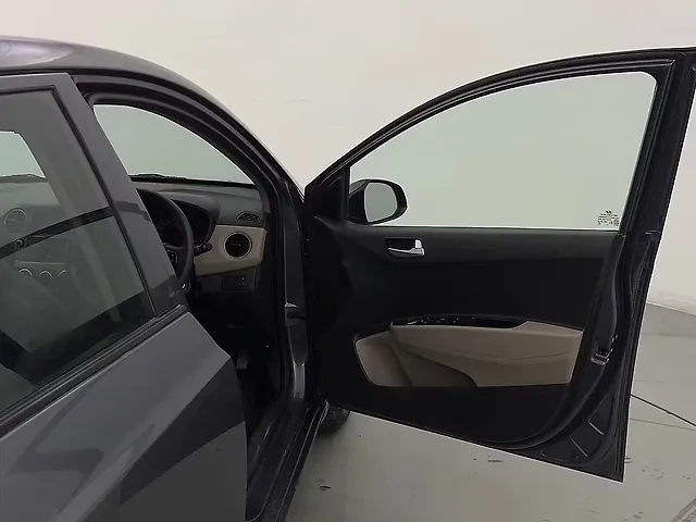 Used Hyundai Grand i10 [2013-2017] Sportz 1.2 Kappa VTVT [2016-2017] in Delhi