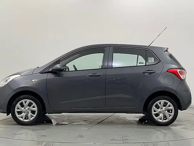 Used Hyundai Grand i10 [2013-2017] Sportz 1.2 Kappa VTVT [2016-2017] in Delhi