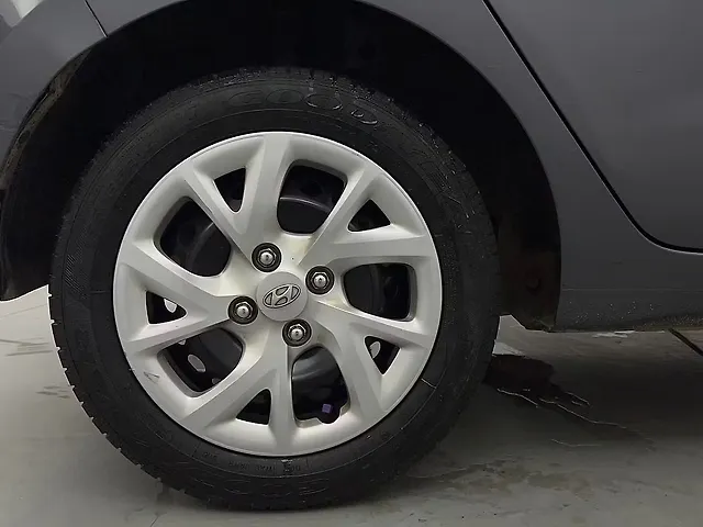 Used Hyundai Grand i10 [2013-2017] Sportz 1.2 Kappa VTVT [2016-2017] in Delhi