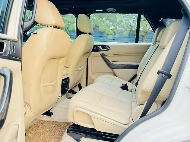 Used Ford Endeavour [2016-2019] Titanium 3.2 4x4 AT in Chandigarh