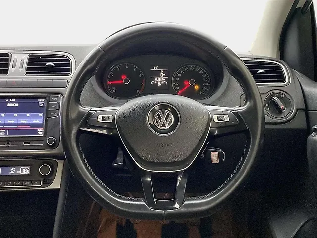 Used Volkswagen Polo [2016-2019] Highline Plus 1.0 (P) 16 Alloy in Hyderabad