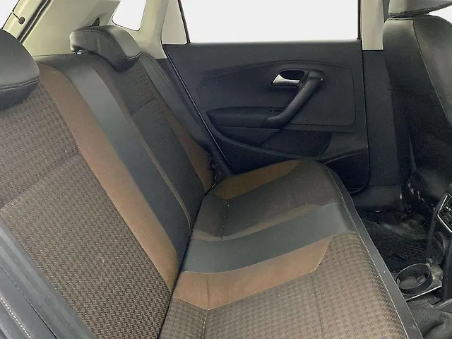 Used Volkswagen Polo [2016-2019] Highline Plus 1.0 (P) 16 Alloy in Hyderabad