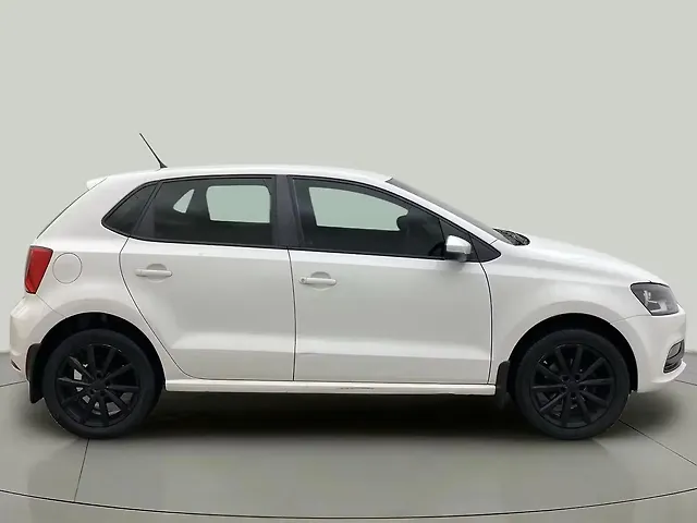 Used Volkswagen Polo [2016-2019] Highline Plus 1.0 (P) 16 Alloy in Hyderabad