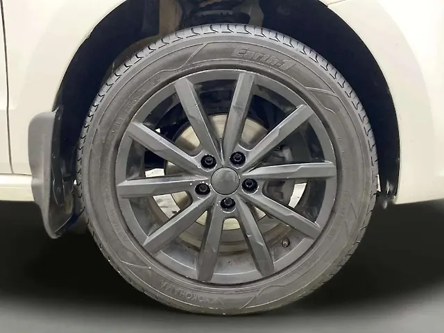 Used Volkswagen Polo [2016-2019] Highline Plus 1.0 (P) 16 Alloy in Hyderabad