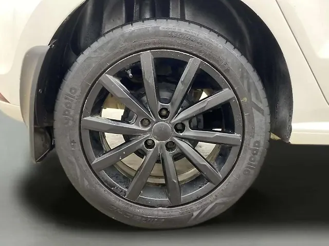 Used Volkswagen Polo [2016-2019] Highline Plus 1.0 (P) 16 Alloy in Hyderabad