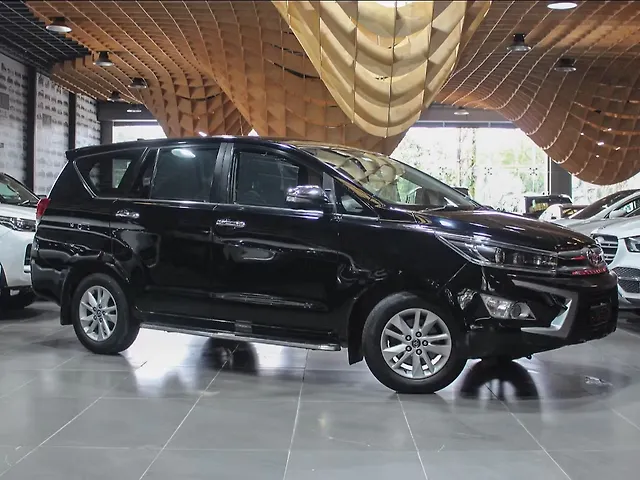 Used Toyota Innova Crysta [2016-2020] 2.8 ZX AT 7 STR [2016-2020] in Hyderabad