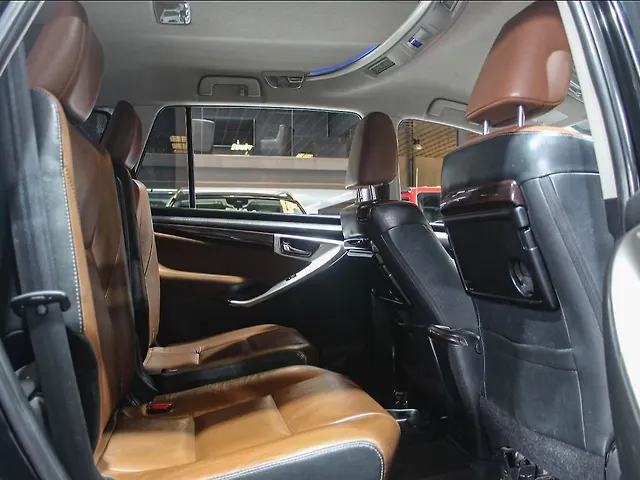 Used Toyota Innova Crysta [2016-2020] 2.8 ZX AT 7 STR [2016-2020] in Hyderabad