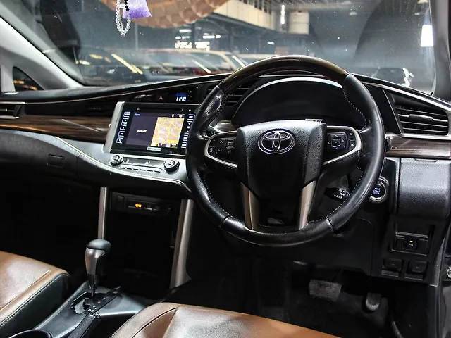 Used Toyota Innova Crysta [2016-2020] 2.8 ZX AT 7 STR [2016-2020] in Hyderabad