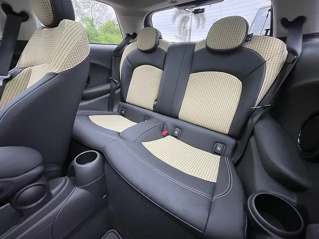 Used MINI Cooper SE 3-Door in Mumbai