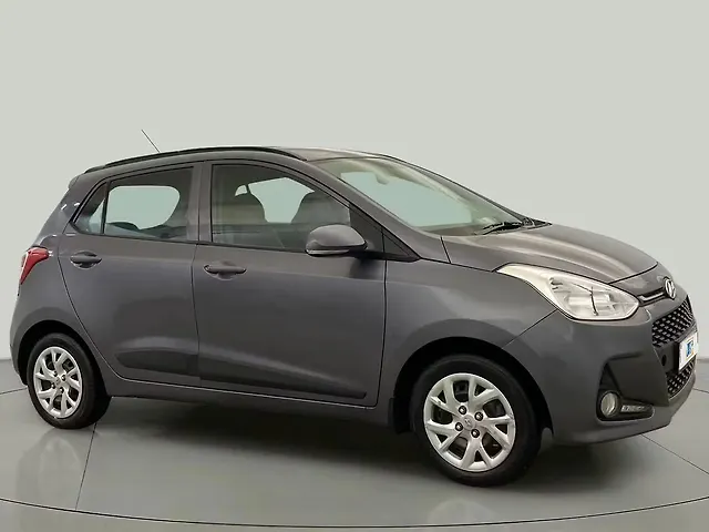 Used 2017 Hyundai Grand i10 in Delhi