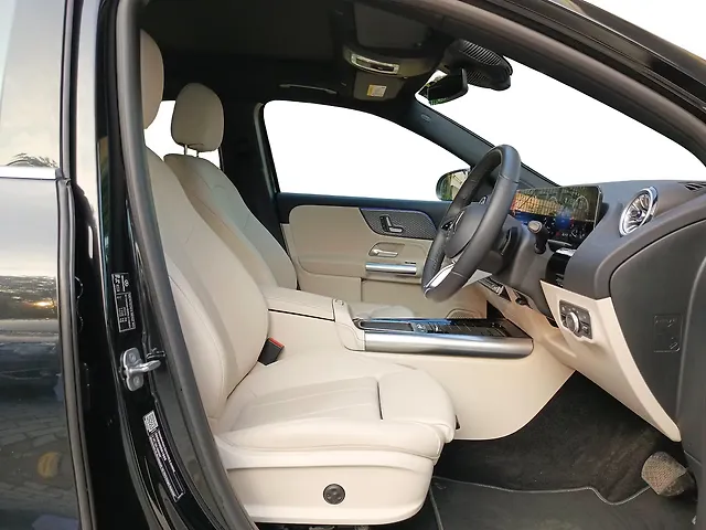 Used Mercedes-Benz GLA 200 in Delhi