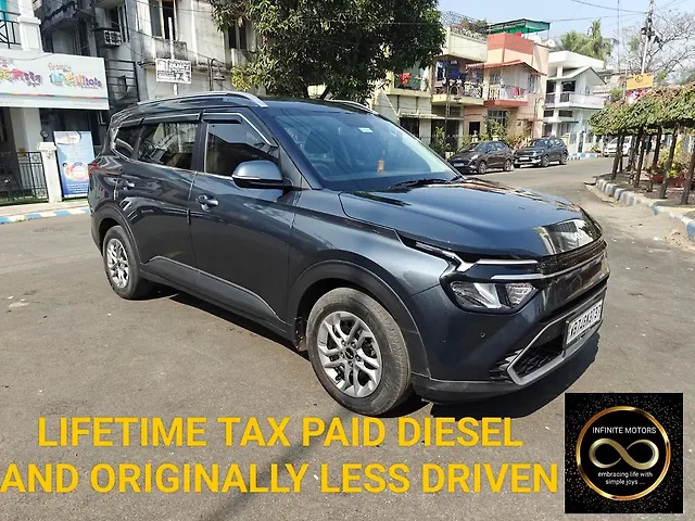 Used 2022 Kia Carens in Kolkata