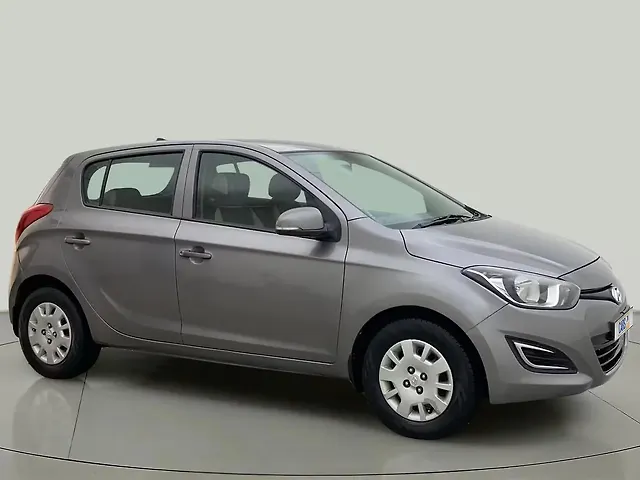 Used 2013 Hyundai i20 in Hyderabad