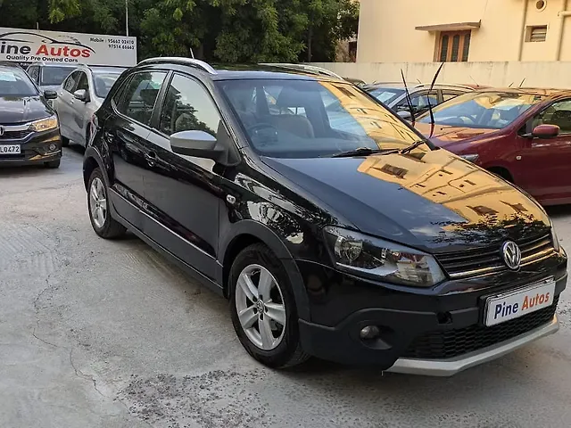 Car Polo Cross 2015 Volkswagen Cross Polo Hatchback Car Stock - Main Image