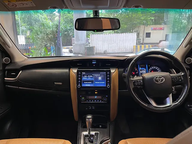 Used Toyota Fortuner 4X2 AT 2.8 Diesel in Mumbai