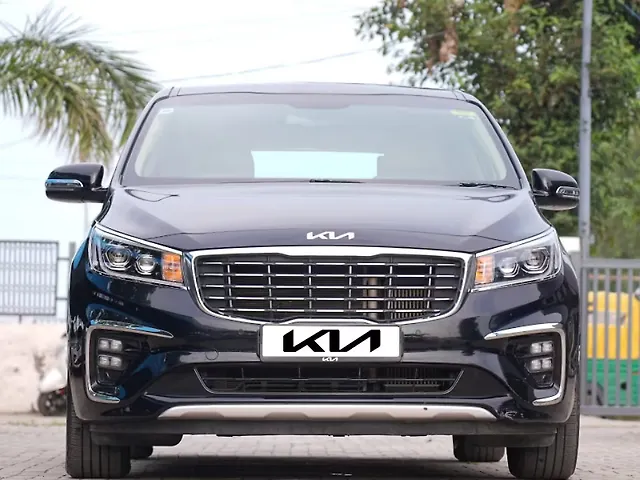 Used 2021 Kia Carnival in Karnal