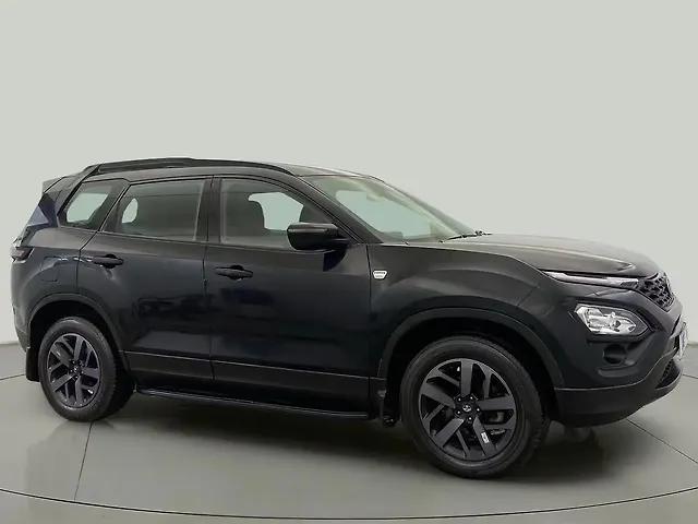Used 2022 Tata Safari in Noida