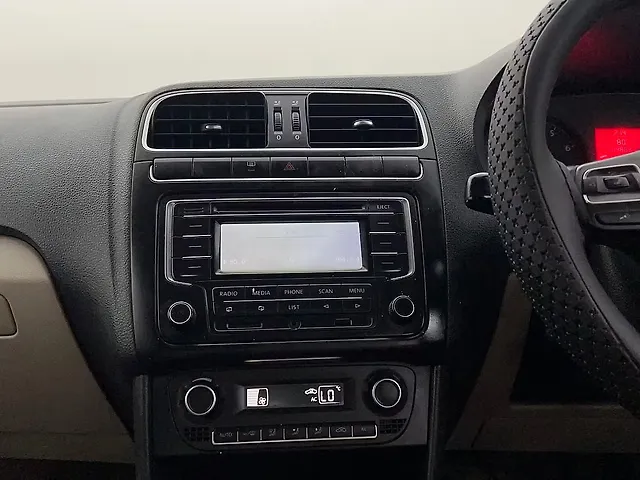 Used Volkswagen Polo [2012-2014] Highline1.2L (P) in Delhi