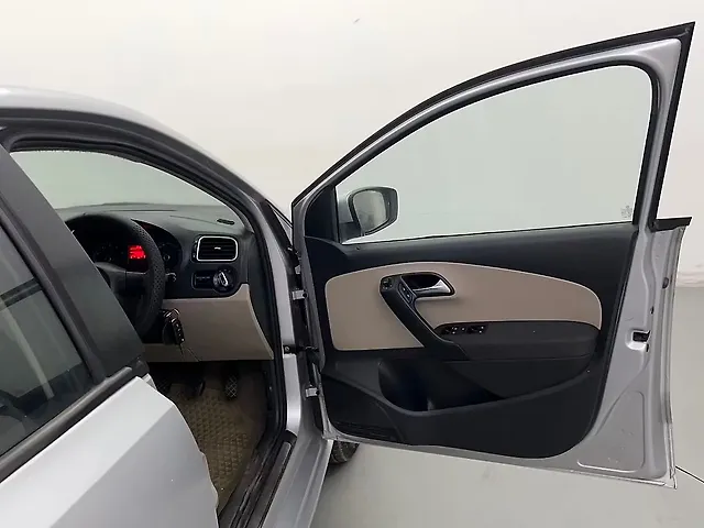 Used Volkswagen Polo [2012-2014] Highline1.2L (P) in Delhi