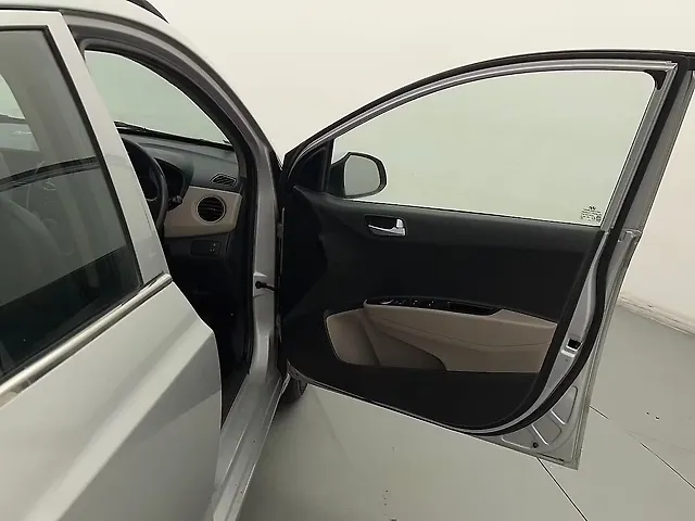 Used Hyundai Grand i10 [2013-2017] Sportz 1.2 Kappa VTVT [2016-2017] in Delhi