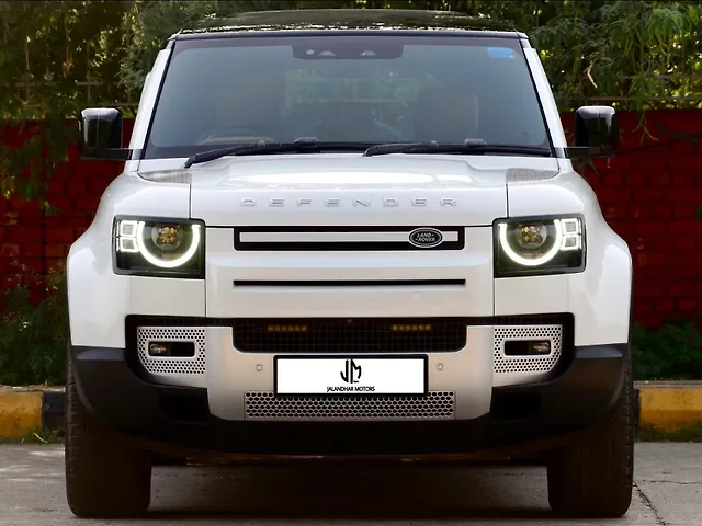 Used 2022 Land Rover Defender in Delhi