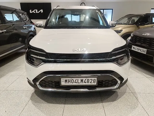 Used 2023 Kia Carens in Mumbai