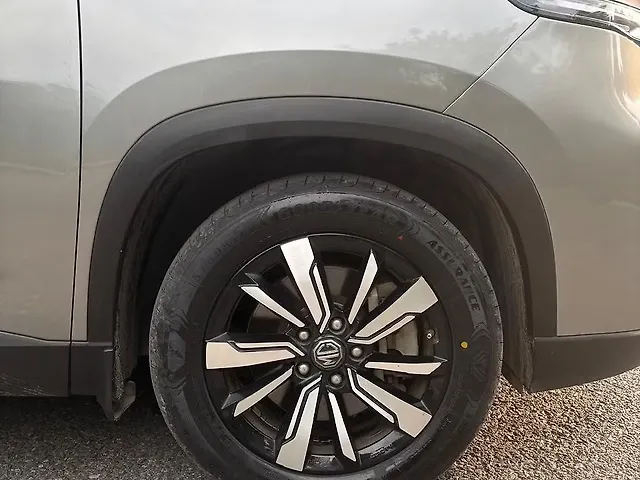 Used MG Hector Plus [2020-2023] Sharp 1.5 DCT Petrol in Delhi