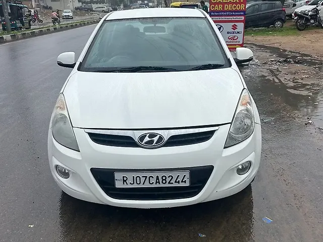 Used 2011 Hyundai i20 in Jaipur