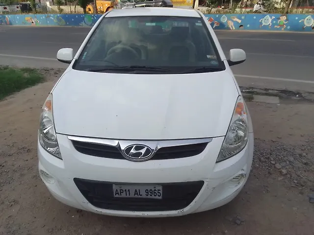 Used 2011 Hyundai i20 in Hyderabad