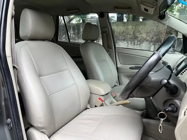 Used Toyota Innova [2012-2013] 2.5 G 8 STR BS-IV in Mumbai