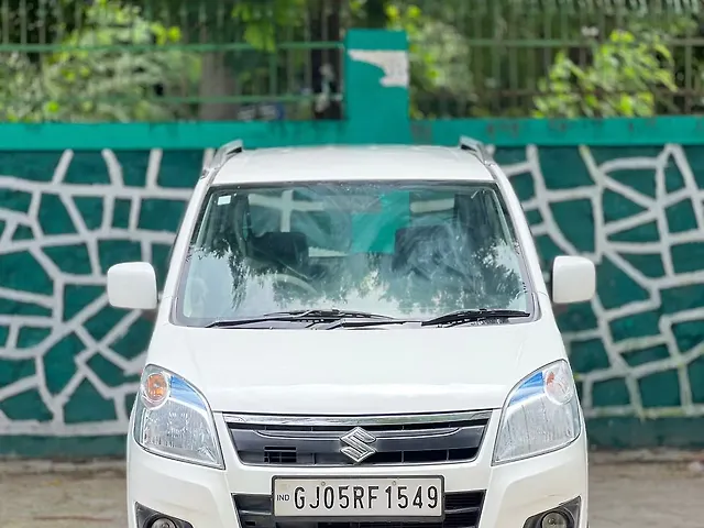 Used 2018 Maruti Suzuki Wagon R in Surat