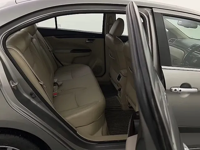 Used Maruti Suzuki Ciaz [2017-2018] Alpha 1.4 MT in Ghaziabad