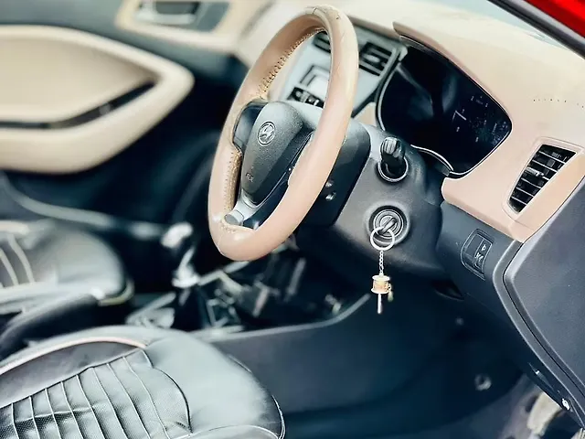 Used Hyundai Elite i20 [2017-2018] Magna Executive 1.4 CRDI in Surat