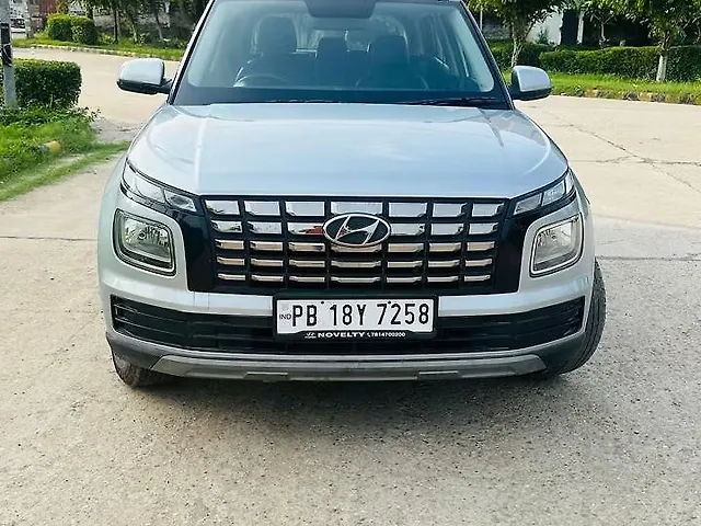 Used 2023 Hyundai Venue in Mohali