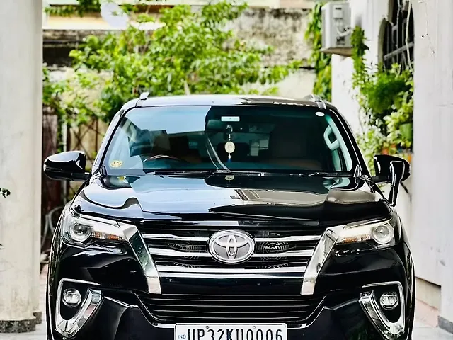 Used 2019 Toyota Fortuner in Lucknow