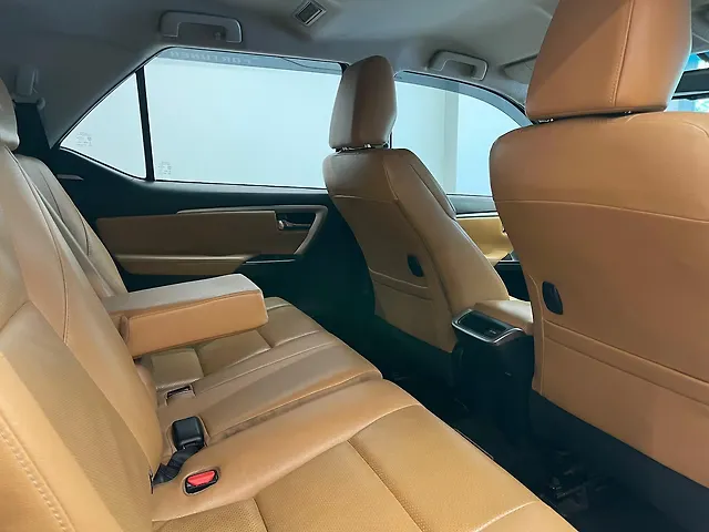 Used Toyota Fortuner 4X2 AT 2.8 Diesel in Mumbai