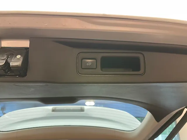 Used Toyota Fortuner 4X2 AT 2.8 Diesel in Mumbai