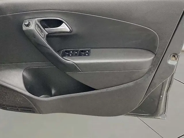Used Volkswagen Polo [2012-2014] Comfortline 1.2L (P) in Delhi