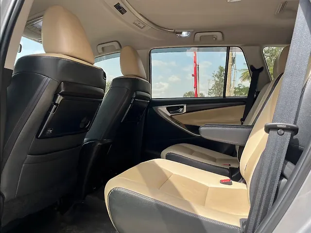 Used Toyota Innova Crysta [2016-2020] 2.4 ZX AT 7 STR in Bangalore