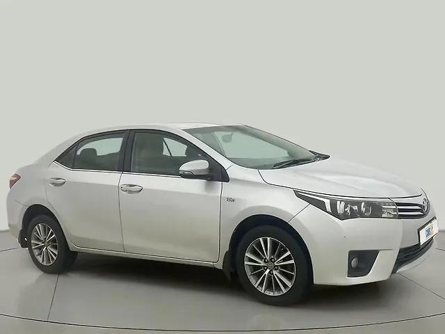 Used 2015 Toyota Corolla Altis in Mumbai