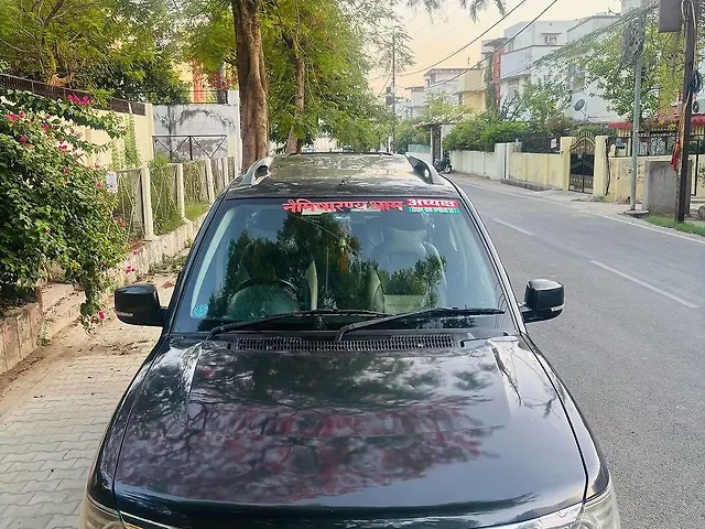 Used 2015 Tata Safari in Lucknow